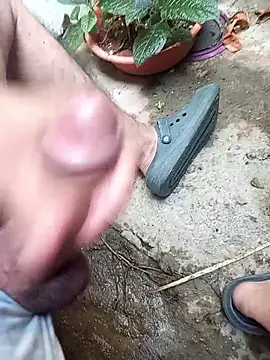 manuelmen211 online show from January 7, 9:31 pm