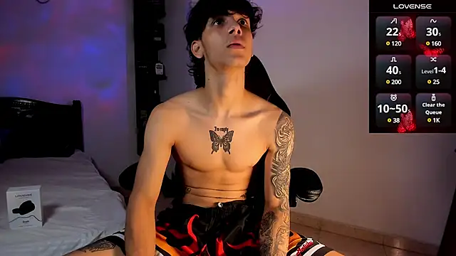 Snakebutterfly online show from March 15, 7:20 am