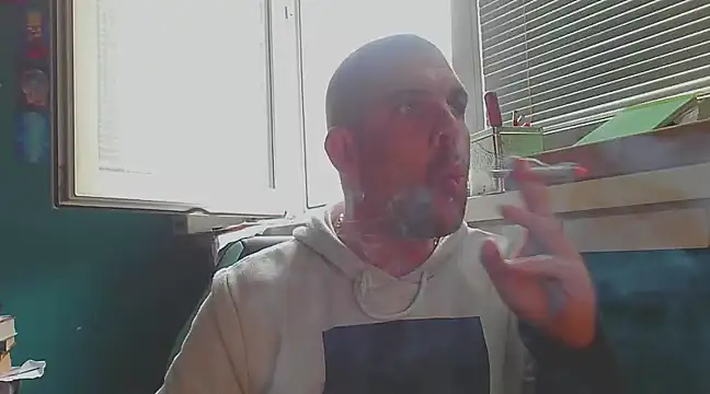 Snapshot of YouWantMe666 chatting on February 13, 9:51 am YouWantMe666 online show from February 13, 9:51 am