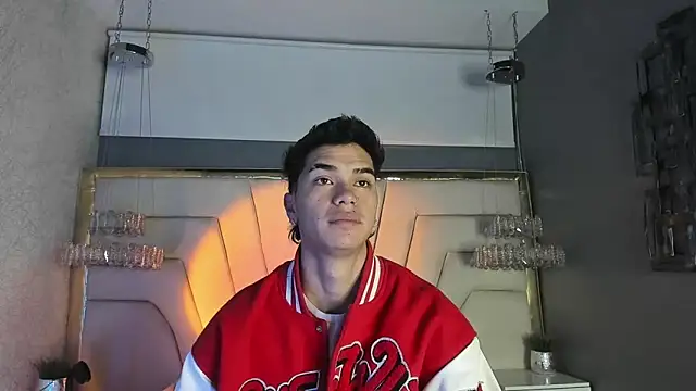 AndyPalmer  online show from February 13, 10:23 am