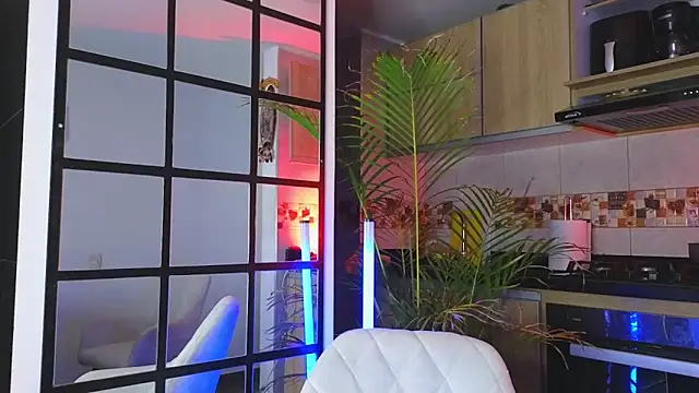 AndyPalmer  online show from October 6, 11:37 am