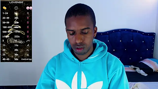 mrjhon26 online show from December 13, 9:30 pm