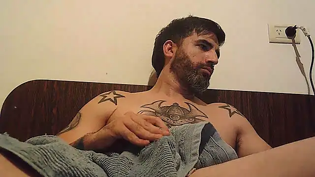 ozzypsico13 online show from January 24, 9:58 pm