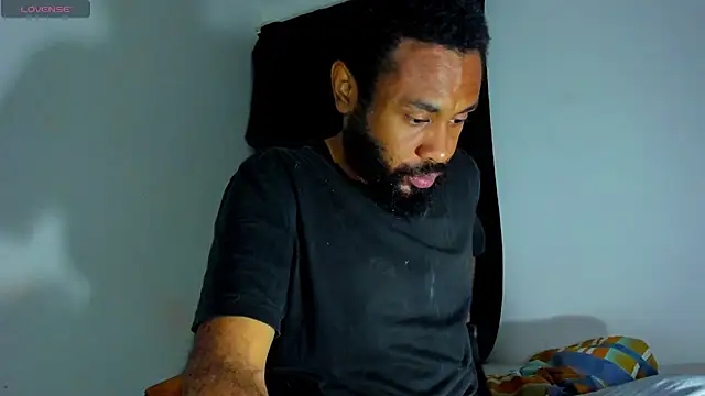 KaelMoreau online show from October 19, 9:56 am