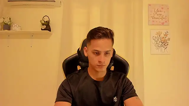 JANER 03 online show from May 20, 2:01 pm