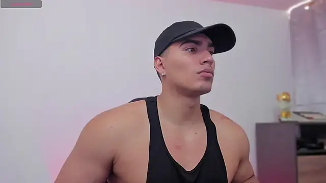 JamesGraay online show from December 2, 2:53 pm