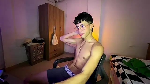 Angelligth online show from October 13, 4:40 am