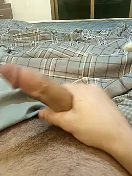 Ahmad31s online show from April 11, 5:38 pm