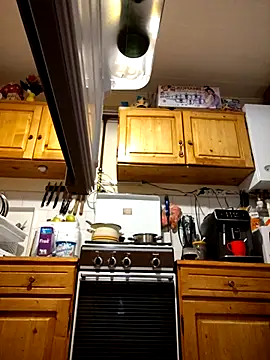 intx800 online show from February 19, 3:06 am