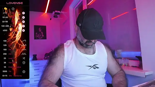 MAGABEAR077 online show from June 2, 1:39 am
