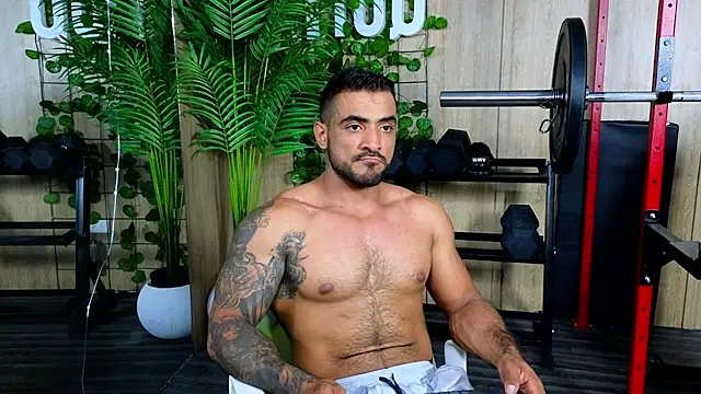 ERIC HARRISON online show from December 18, 3:15 am