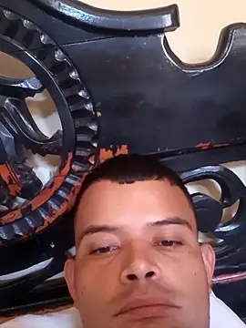 DannyTrueness1 online show from January 11, 5:16 pm