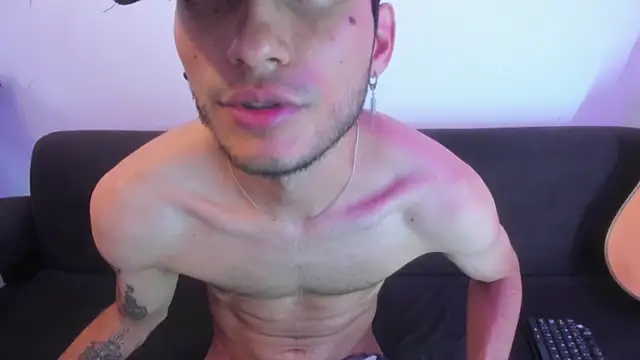 Henrikk senn online show from July 15, 1:40 pm