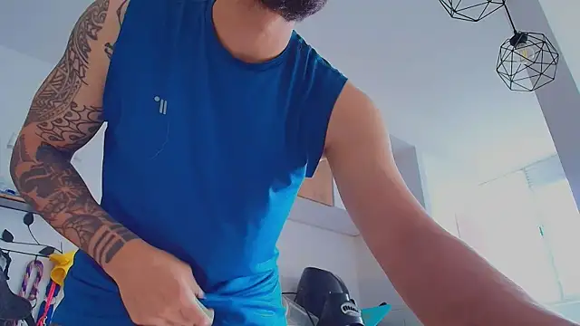 thomas gun online show from March 29, 3:01 pm