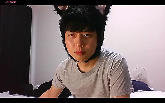 Snapshot of whitebriefboy chatting on October 31, 3:30 am whitebriefboy online show from October 31, 3:30 am