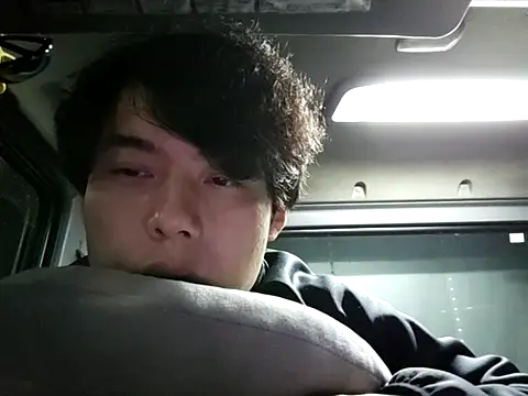 Snapshot of whitebriefboy chatting on January 22, 3:07 pm whitebriefboy online show from January 22, 3:07 pm