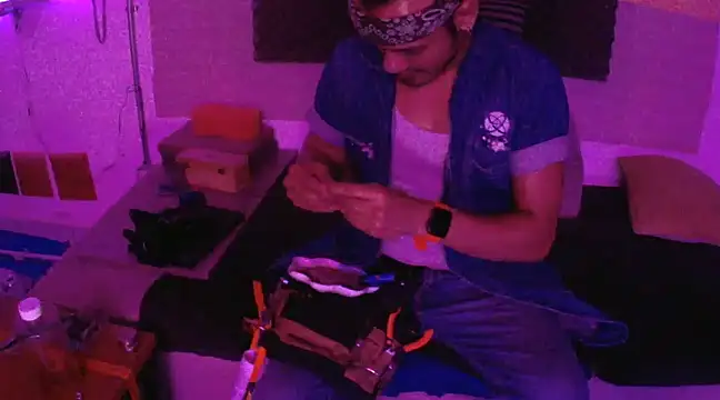 thesummerboy online show from January 24, 2:28 am