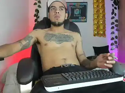 mikee scooth online show from February 8, 3:08 am