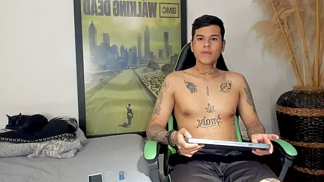 jamesinked  online show from January 5, 11:08 pm