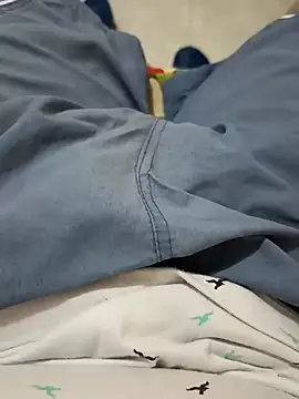 beautiful hands  online show from January 22, 7:14 am