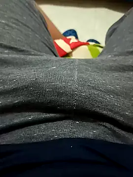 beautiful hands  online show from February 6, 10:59 am