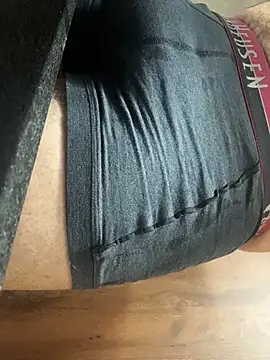 versatile guy01 online show from March 25, 3:32 am