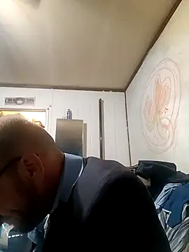 gettinit2wice online show from December 12, 11:40 am