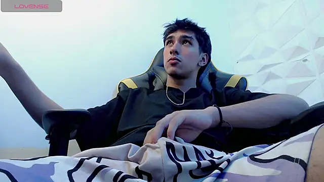 Snapshot of Jake_tripp chatting on January 9, 6:06 am Jake tripp online show from January 9, 6:06 am