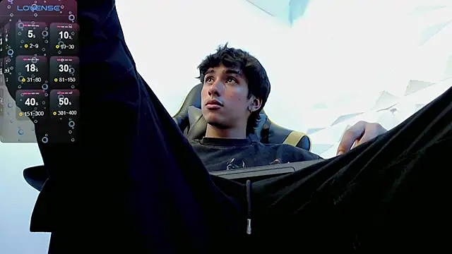 Snapshot of Jake_tripp chatting on February 15, 5:30 am Jake tripp online show from February 15, 5:30 am