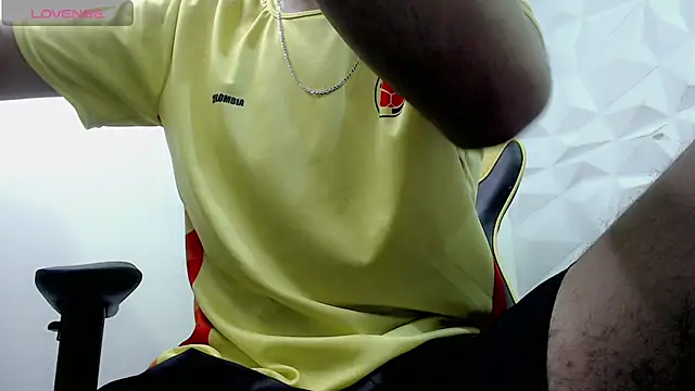 Snapshot of Jake_tripp chatting on December 21, 4:19 am Jake tripp online show from December 21, 4:19 am