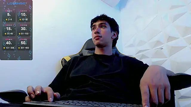 Snapshot of Jake_tripp chatting on January 21, 4:22 am Jake tripp online show from January 21, 4:22 am