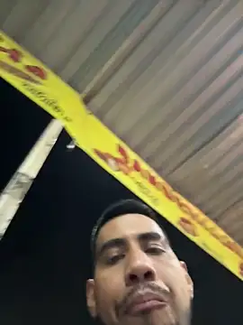 Snapshot of EnriquePersian197 chatting on March 9, 3:12 am EnriquePersian197 online show from March 9, 3:12 am