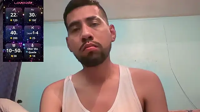 Snapshot of EnriquePersian197 chatting on October 11, 7:40 pm EnriquePersian197 online show from October 11, 7:40 pm