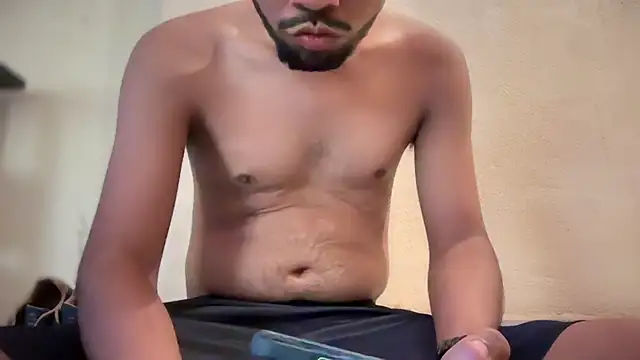 Snapshot of EnriquePersian197 chatting on February 2, 2:56 pm EnriquePersian197 online show from February 2, 2:56 pm