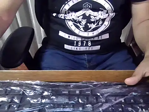 Snapshot of Puleva2 chatting on October 8, 8:46 pm Puleva2 online show from October 8, 8:46 pm