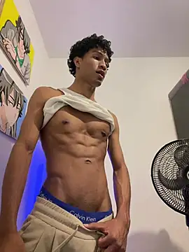 Snapshot of Masterikee chatting on March 11, 12:00 am Masterikee online show from March 11, 12:00 am