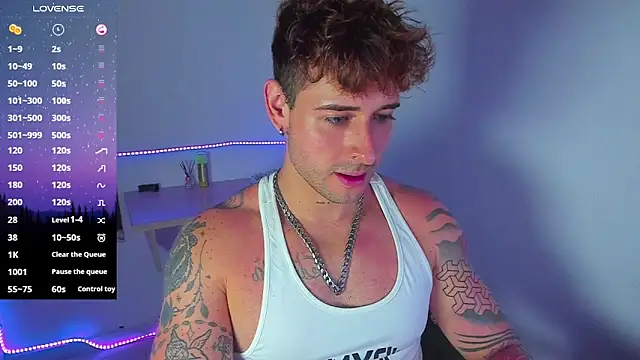 Ares blue online show from October 29, 7:28 pm