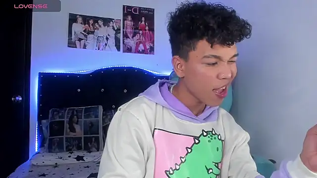 MateoAngel- online show from January 31, 8:33 pm