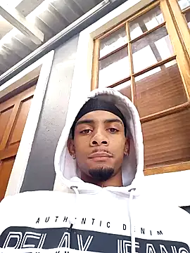 Snapshot of 29YOURZ_28_ chatting on December 13, 3:43 pm 29YOURZ 28  online show from December 13, 3:43 pm