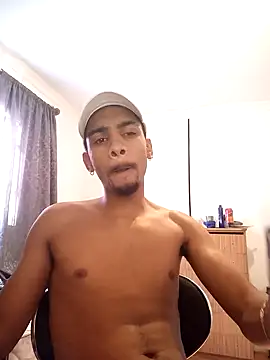 Snapshot of 29YOURZ_28_ chatting on January 15, 2:35 pm 29YOURZ 28  online show from January 15, 2:35 pm