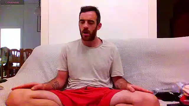 Snapshot of _NakedChef_ chatting on September 12, 5:57 pm  NakedChef  online show from September 12, 5:57 pm