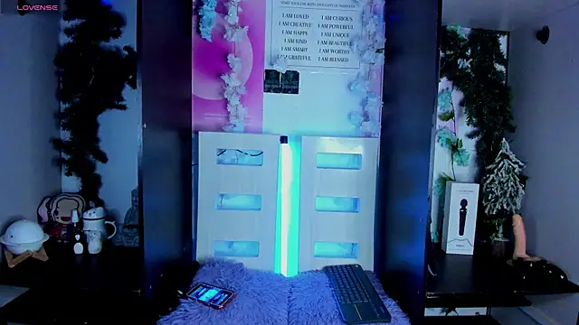 juniior 2311  online show from February 6, 12:22 am