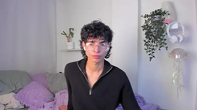 santy-kitty online show from February 16, 12:08 am