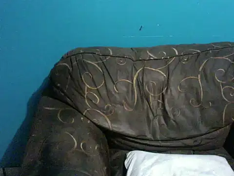 Snapshot of TUMORENO1 chatting on October 28, 3:53 am TUMORENO1 online show from October 28, 3:53 am