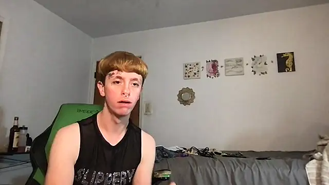 twentywithafelonyy online show from December 17, 6:47 pm