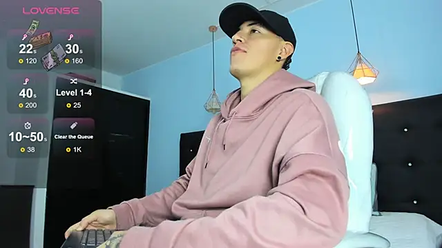 Lobo 17  online show from December 16, 3:46 am