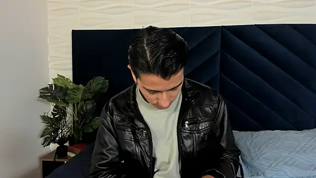 Andy Joy  online show from April 17, 12:08 pm