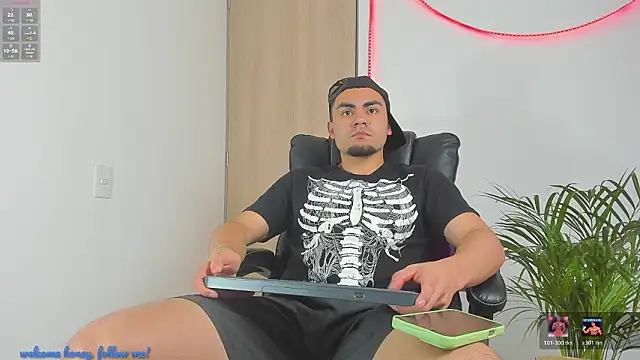 kalivan voinesscu online show from March 13, 6:32 am