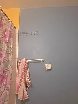 Jovende28 online show from November 1, 9:13 am