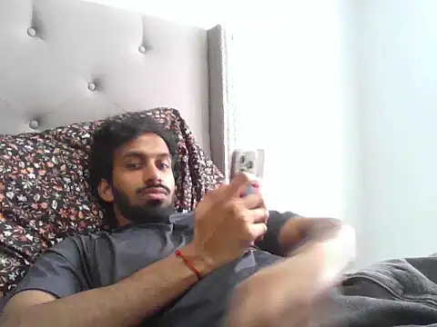 skinny  boy   online show from February 25, 7:37 pm